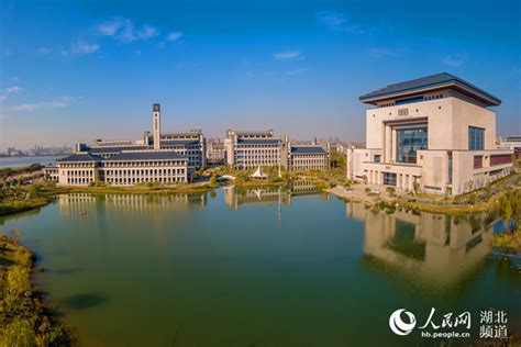 武汉生物工程学院怎么样是几本？地址在哪好考吗？一年学费多少钱
