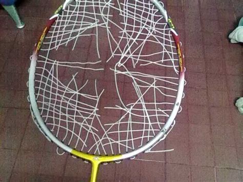VICTOR羽毛球拍拉线法-优个网