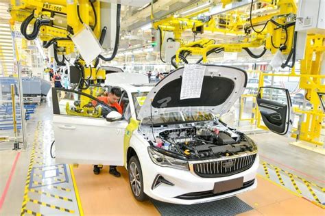 浙江长兴：未来工厂 量产汽车-人民图片网