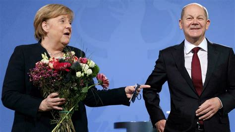 12月8日，德国新总理正式上台，67岁的默克尔说了句令人意外的话|默克尔|德国|尔茨_新浪新闻