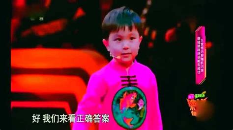 5岁天才神童王恒屹，轻松挑战高难度背诗，令人震惊堪称最强大脑_腾讯视频