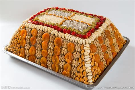 “一斤变一两”？曾经风靡一时的新疆切糕，现在怎么样了？|新疆|切糕|糖浆_新浪新闻