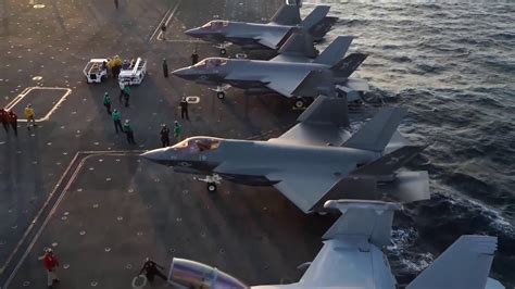 今年9月，美国海军F35C舰载战斗机从卡尔文森号航母起飞视频_新浪新闻