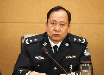 新疆公安厅原副厅长谢晖严重违纪被双开 - 国内动态 - 华声新闻 - 华声在线