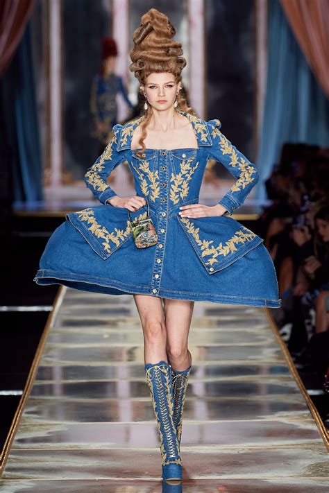 90年代南美酷女孩-街头 Street-天天时装-口袋里的时尚指南