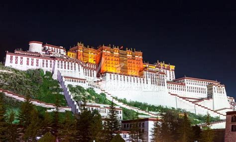 西藏拉萨布达拉宫-人民图片网