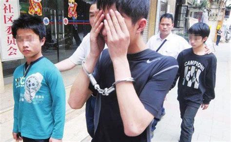 云南初中女生疑遭强迫卖淫 官方否认送领导使用 - 滚动 - 华西都市网新闻频道