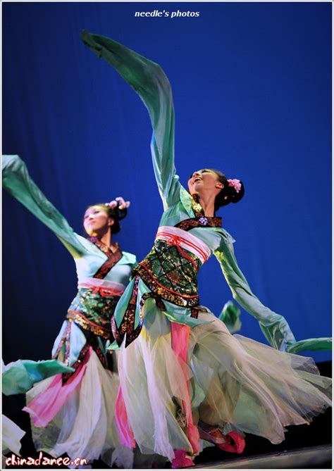 【鉴赏】古典舞《黄河》学院派中国古典舞的代表作 - Powered by Chinadance.cn!