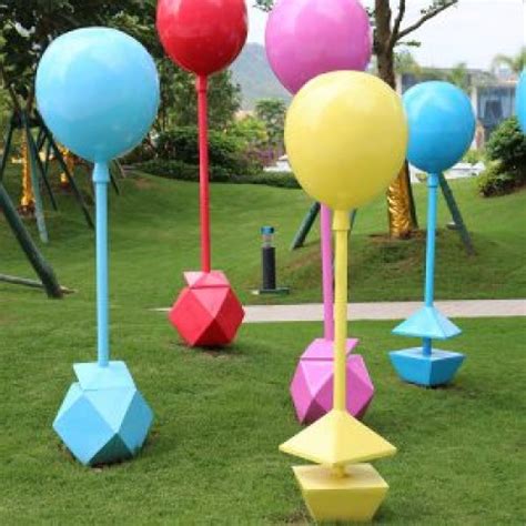 心形气球造型雕塑商业街美陈玻璃钢景观户外园林广场装饰定制