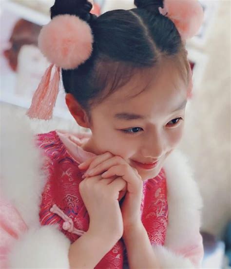 童星袁雪婷拍摄知名儿童化妆品牌广告