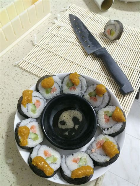 【寿司的做法步骤图，寿司怎么做好吃】焦糖拿铁琳_下厨房