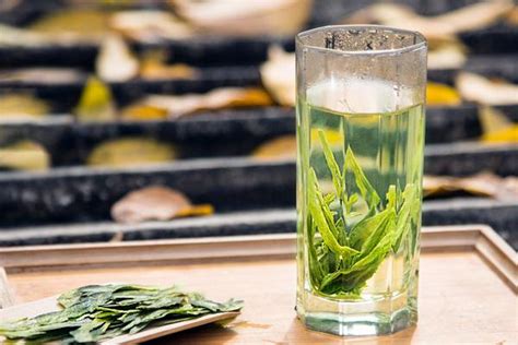 【图文】干姜丝绿茶的做法_干姜丝绿茶的家常做法_干姜丝绿茶怎么做好吃-聚超值