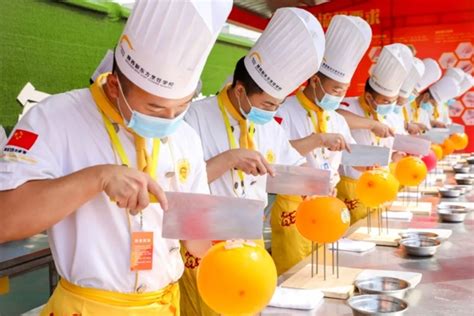 学厨师哪个学校好？_新东方烹饪教育（上海校区）【官网】