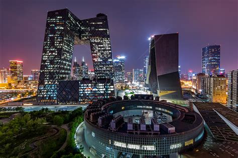 CCTV大楼建筑夜景高清图片下载-正版图片500323218-摄图网