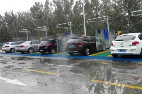 洗车场的汽车高清摄影大图-千库网