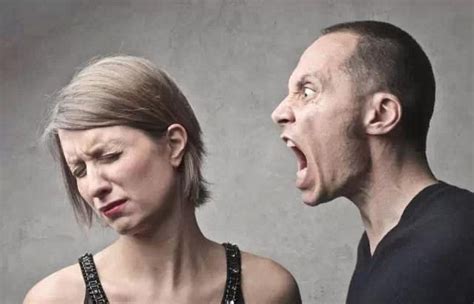 心理学家：脾气暴躁的人,平常会有这3种表现,尽量远离
