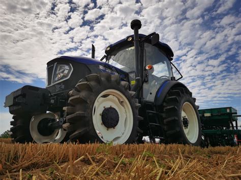 雷沃智能农机让种地更轻松 | 农机新闻网,农机新闻,农机,农业机械,拖拉机