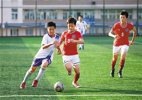 新快报-中国足球少年：何日中流击水，浪遏飞舟？