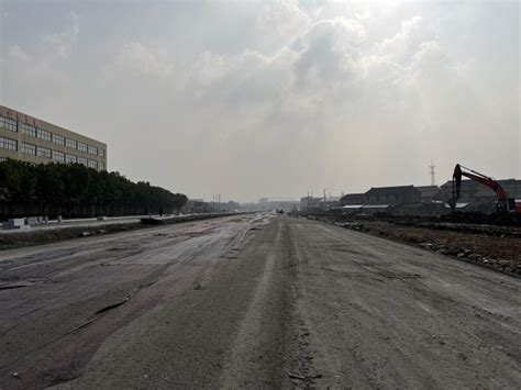 黄山路西延工程路基填筑基本完成 明年5月将建成通车