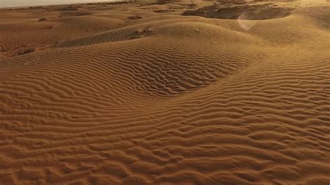 卡尔梅克共和国的沙漠，鸟瞰图视频素材_ID:VCG42N1351056044-VCG.COM