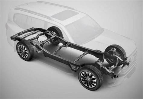 全新丰田普拉多有望2022年8月发布 换装2.5L直喷发动机_易车