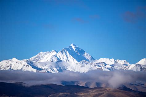 [中国之声]珠峰顶峰“8848”的冰芯揭示青藏高原新秘密！----中国科学院青藏高原研究所