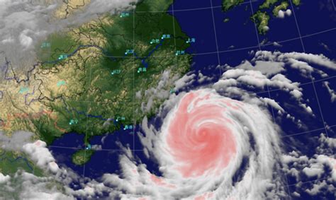 美国天气预报模拟25年最强飓风过境，堪比视觉大片