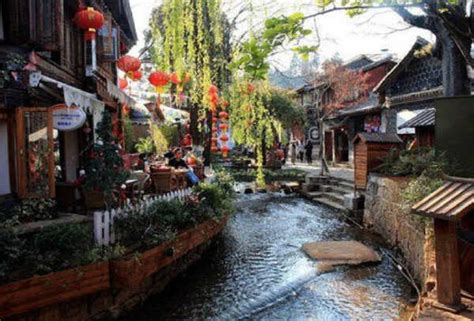 【中国最美的十大古镇】中国最美的32个古镇