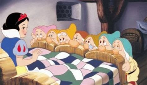 白雪公主和七个小矮人的睡前故事（文字版）-趣百科