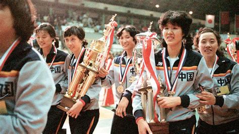 1981年中国女排首夺冠军，女排精神影响了一代人_凤凰网