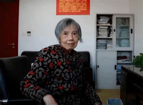 84岁老太造出国产芯片！龙芯之母黄令仪，一举打破欧美芯片垄断_腾讯视频