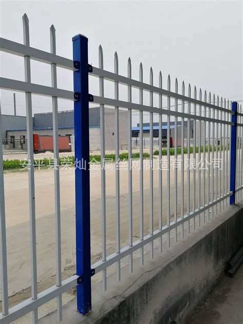厂区隔离围栏_铁艺护栏网|安平铁艺护栏网|河北航丰丝网制品有限公司