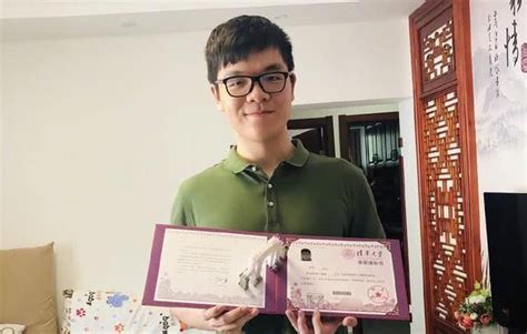 柯洁是世界冠军，上了清华大学，为何要选修方天丰老师的围棋课