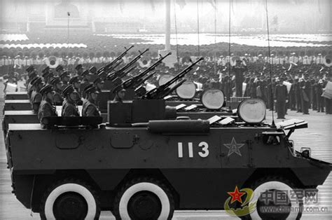 高清组图：1984年国庆35周年大阅兵_军事图片_新闻_腾讯网