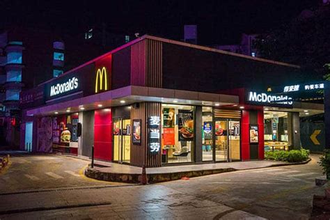 广州麦当劳今年开4家未来餐厅旗舰店，加速落地愿景2022|界面新闻 · JMedia