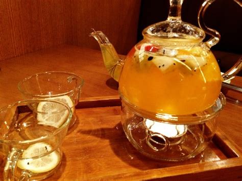 5种超火的水果茶做法，秋天搭配缤纷水果茶，给你一个好心情|水果茶|冰沙|百香果_新浪新闻