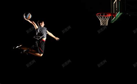 打篮球扣篮的人物摄影图片免费下载-图片0iVjjVkaq-新图网