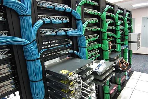 一台服务器可以放多少数据-阿里云服务器ECS-重庆典名科技