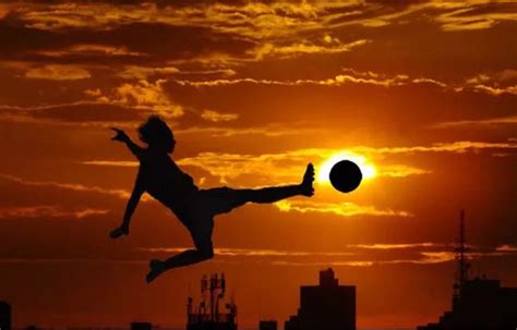 足球发展为世界第一大运动，这段历史功不可没_凤凰网体育_凤凰网