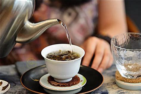 红茶婊是什么意思 红茶婊和绿茶的区别是什么 _八宝网