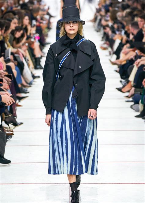 巴黎高定时装周|Fendi 2022春夏高定系列-CFW服装设计大赛