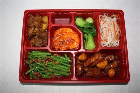 小盒饭，30年走出大世界——上海热线消费频道