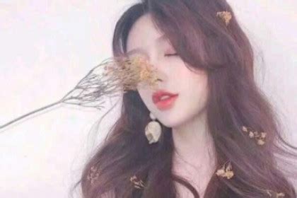 韩国女歌手CL晒吐舌自拍 妆容野性霸气冷艳-搜狐大视野-搜狐新闻