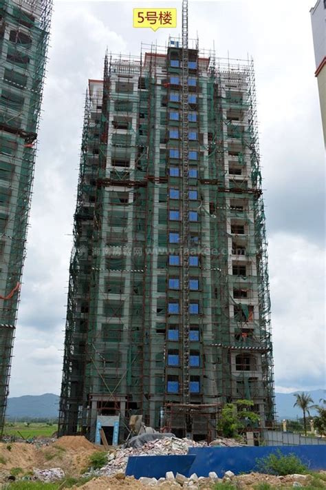 前沿科技城公寓楼6号楼主体结构封顶--渝北时报