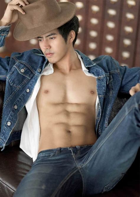 韩国薄肌肌肉帅哥健身腹肌帅哥Park Jaeil 韩国 东方帅哥 健身迷网