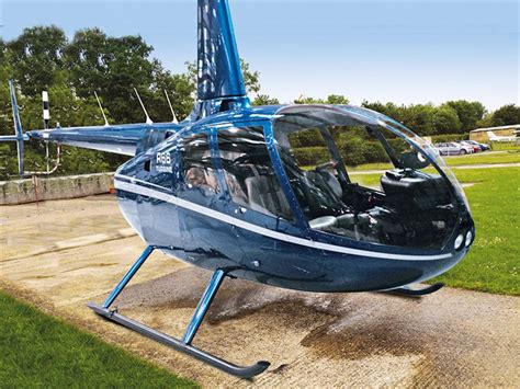 罗宾逊R66轻型私人直升机维护成本低,五座