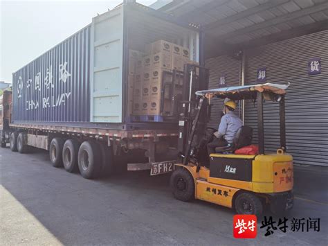 满载1000多吨物资，首趟“海安—上海”保供专列发车 - 当代先锋网 - 政能量