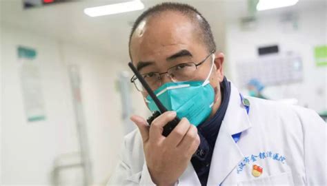 风暴眼中的金银潭医院院长：全院21人感染 一天50多个卫生员辞职|界面新闻 · 中国