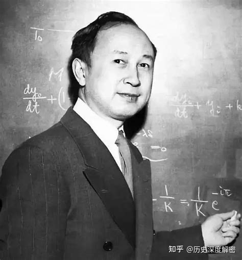 中国两大物理学教父杨振宁和钱学森，到底谁更厉害一些