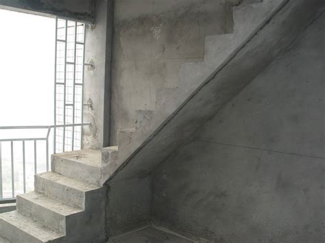 水泥楼梯步骤脚步蓝天台阶混凝土地面高清图片下载-正版图片321720931-摄图网